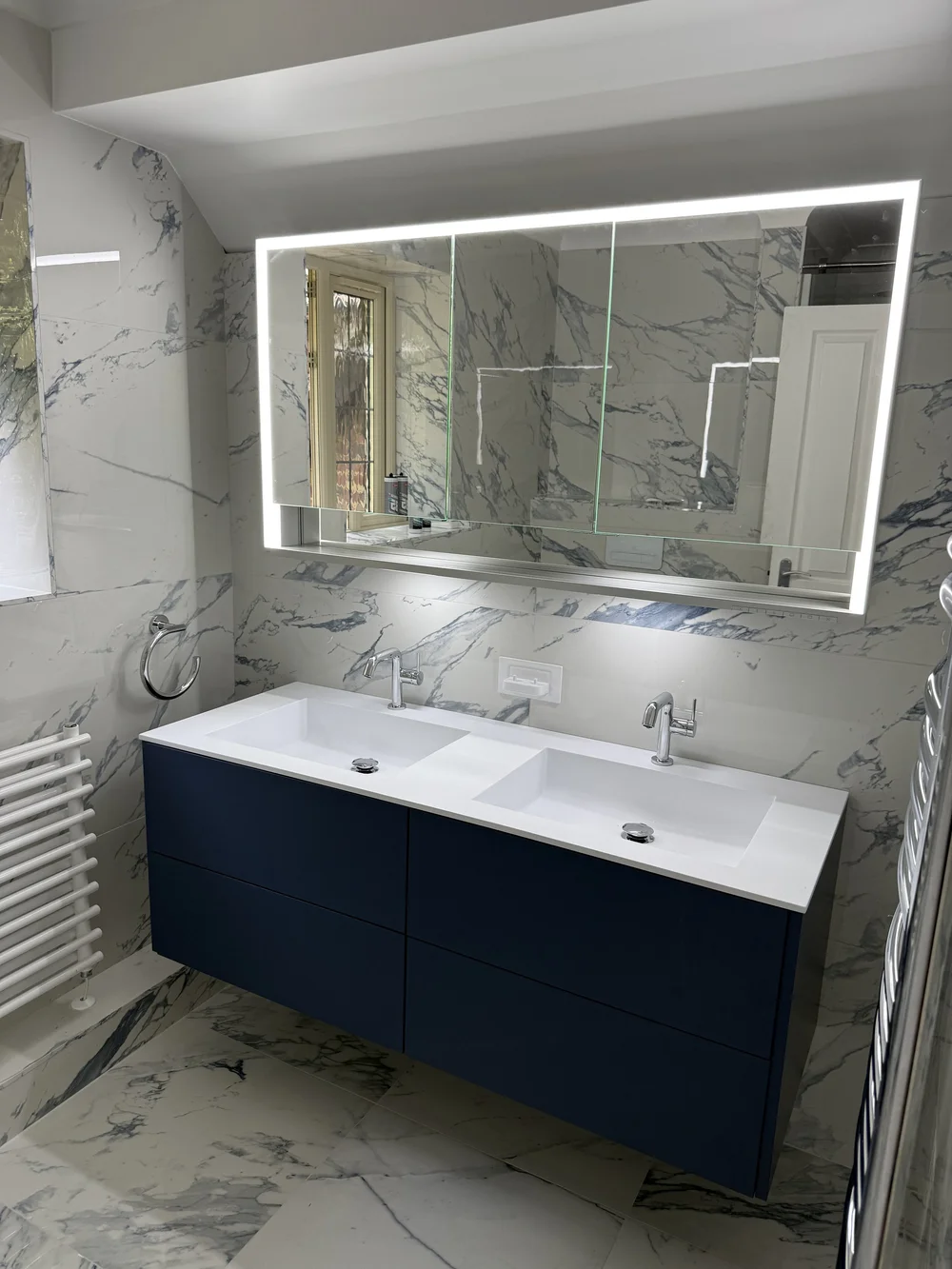 Luxury bathroom installation by Basingstoke Bathrooms & Plumbing